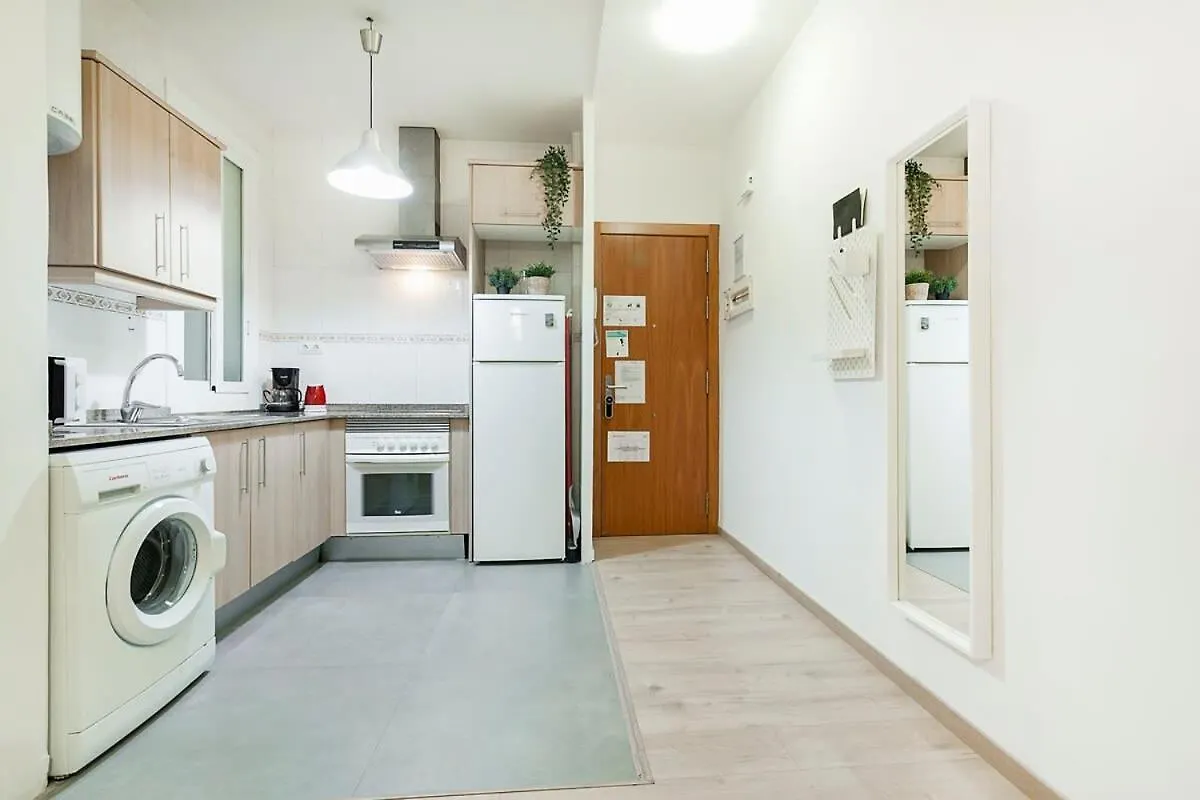 Apartment Comfortable 3Bd In Poblenou Next To The Beach Only For Families!
